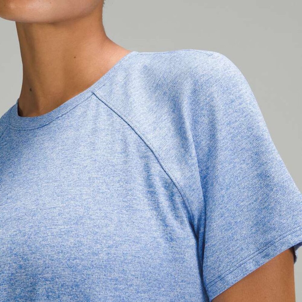 NEW Lululemon License to Train Classic-Fit T-Shirt Heathered Pipe Dream Blue 4 - Picture 3 of 11